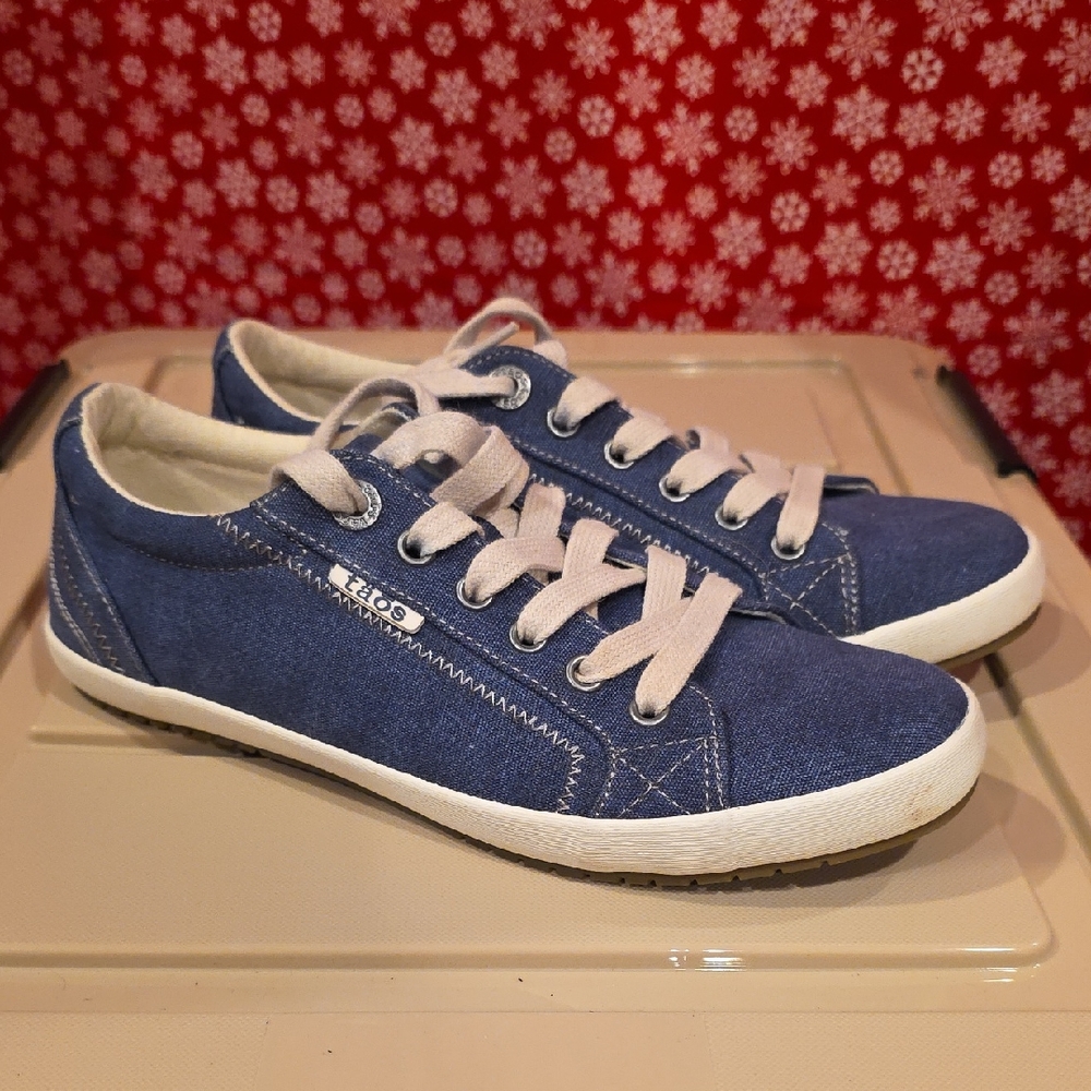 Taos Footwear Denim and Beige Sneakers